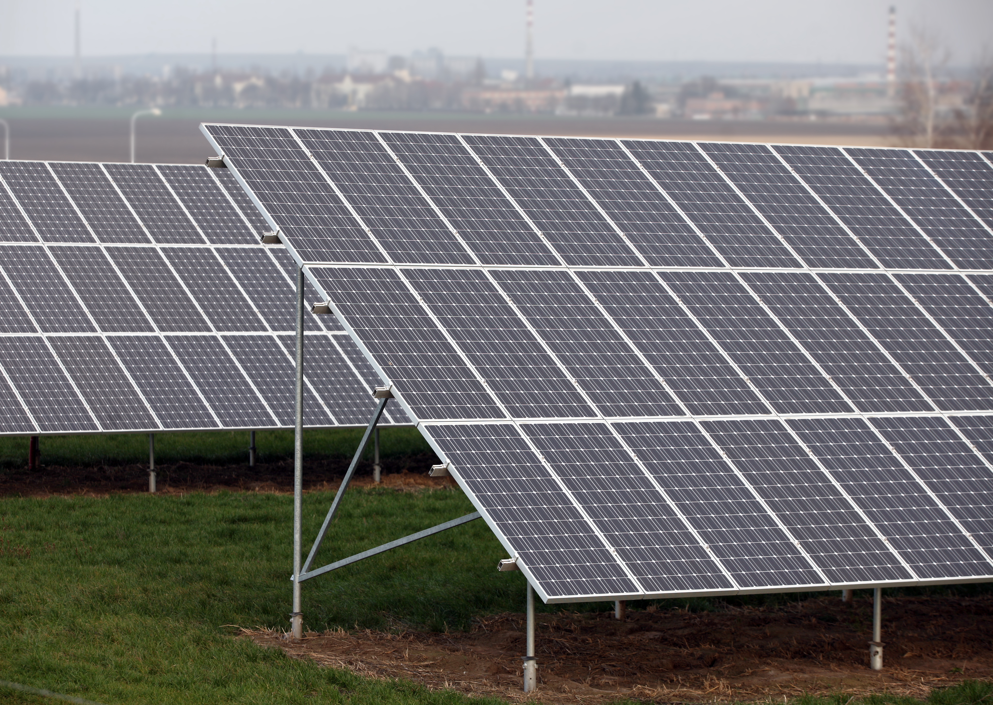 solar panel installation for commercial buildings